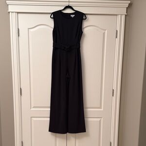 Chic Black Sleeveless Jumpsuit